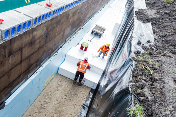 Ruimte tussen kantine en tunnelbak opgevuld met EPS